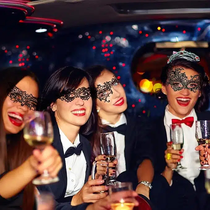 Βενετσιάνικη Υφασμάτινη Μάσκα Ματιών Μακραμέ Δαντέλα & Κορδελάκια Βενετσιάνικη Υφασμάτινη Μάσκα Ματιών Μακραμέ Δαντέλα & Κορδελάκια