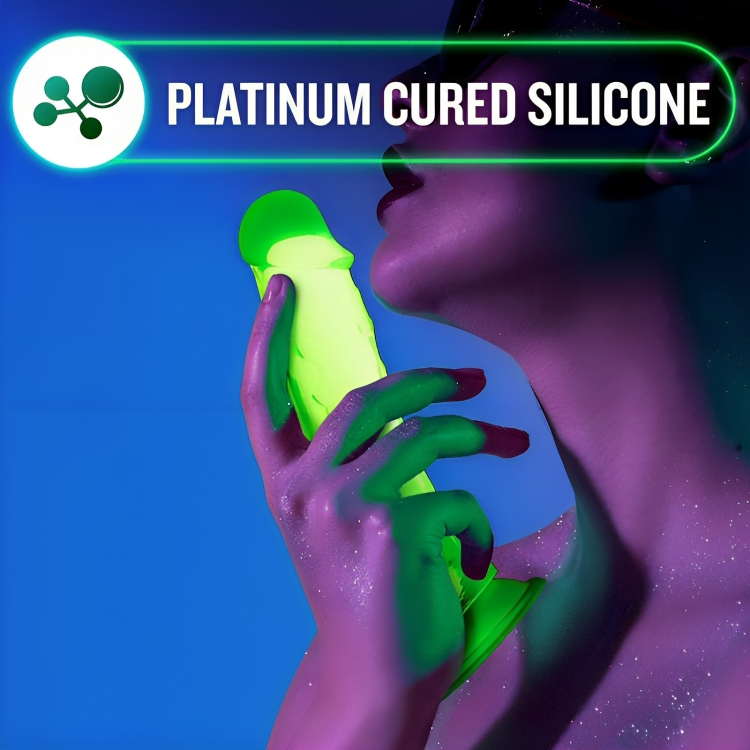 Neon Φωσφοριζέ Ρεαλιστικό Dildo Σιλικόνης με Ραβδώσεις & Ισχυρή Βεντούζα - Glow In The Dark Neon Φωσφοριζέ Ρεαλιστικό Dildo Σιλικόνης με Ραβδώσεις & Ισχυρή Βεντούζα - Glow In The Dark
