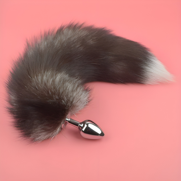 Πρωκτική Σφήνα με Συνθετική Ουρά Αλεπούς Πρωκτική Σφήνα με Συνθετική Ουρά Αλεπούς